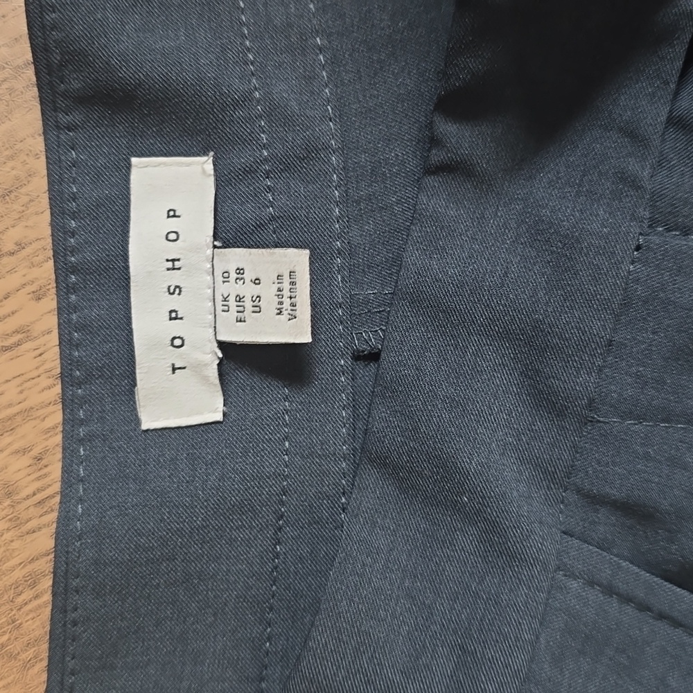 TOPSHOP High waisted Navy Dress Pants Women Sz 6 X 28 Barrel Style Tucks - Picture 2 of 6